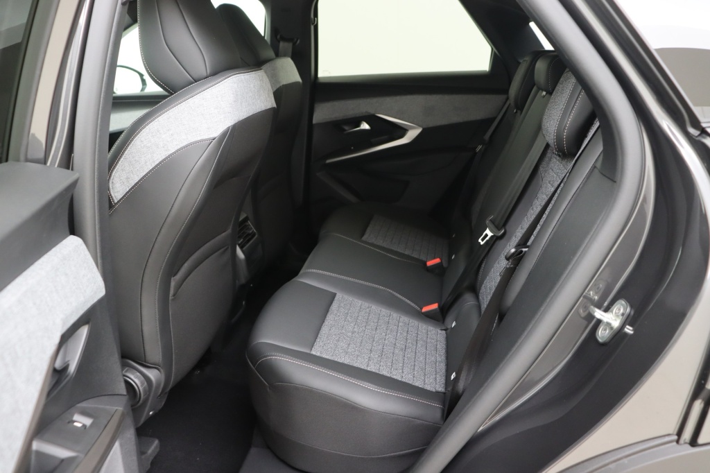 PEUGEOT 3008 Allure Hybrid 145 hp e-DSC6    - ref: 7-45818 - Photo 16