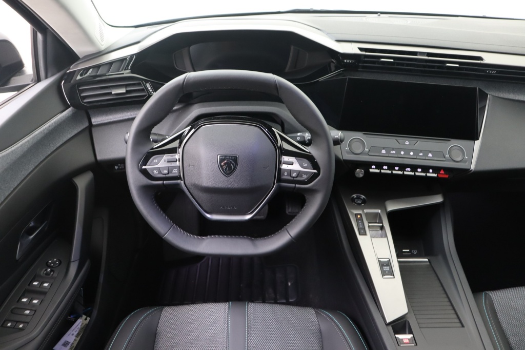 PEUGEOT 308 SW Allure Electric 156 hp Auto    - ref: 7-45872 - Photo 11