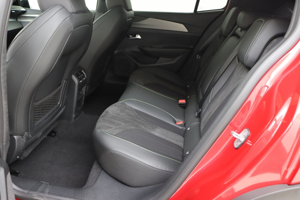 PEUGEOT 408 GT Hybrid 145 hp e-DSC6    - ref: 7-45880 - Photo 16