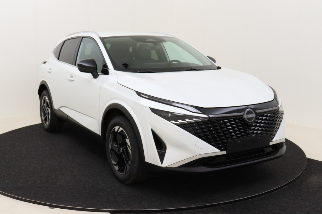 NISSAN Qashqai N-Connecta 1.3 158 hp CVT 2WD - ref: 7-45950 - Photo 3