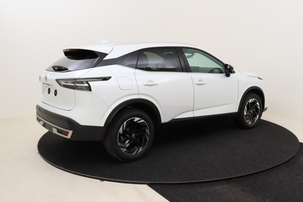 NISSAN Qashqai N-Connecta 1.3 158 hp CVT 2WD - ref: 7-45950 - Photo 5