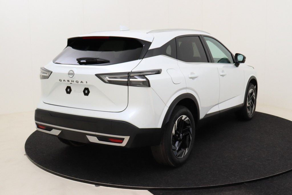 NISSAN Qashqai N-Connecta 1.3 158 hp CVT 2WD - ref: 7-45950 - Photo 6