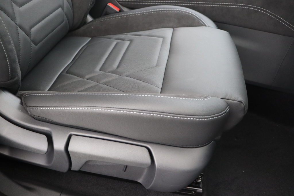 NISSAN Qashqai N-Design 1,3 158 hp CVT 2WD - ref: 7-45964 - Photo 15