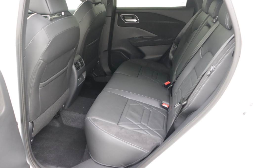 NISSAN Qashqai N-Design 1,3 158 hp CVT 2WD - ref: 7-45964 - Photo 16