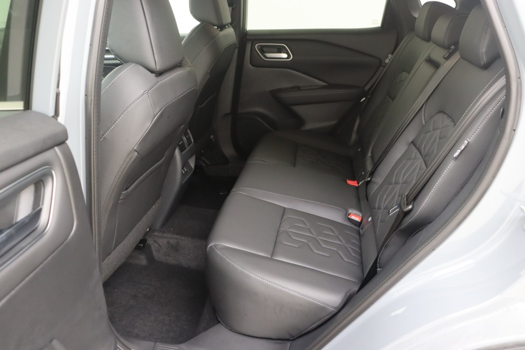 NISSAN Qashqai Tekna 1,3 158 hp CVT 2WD - ref: 7-45969 - Photo 16