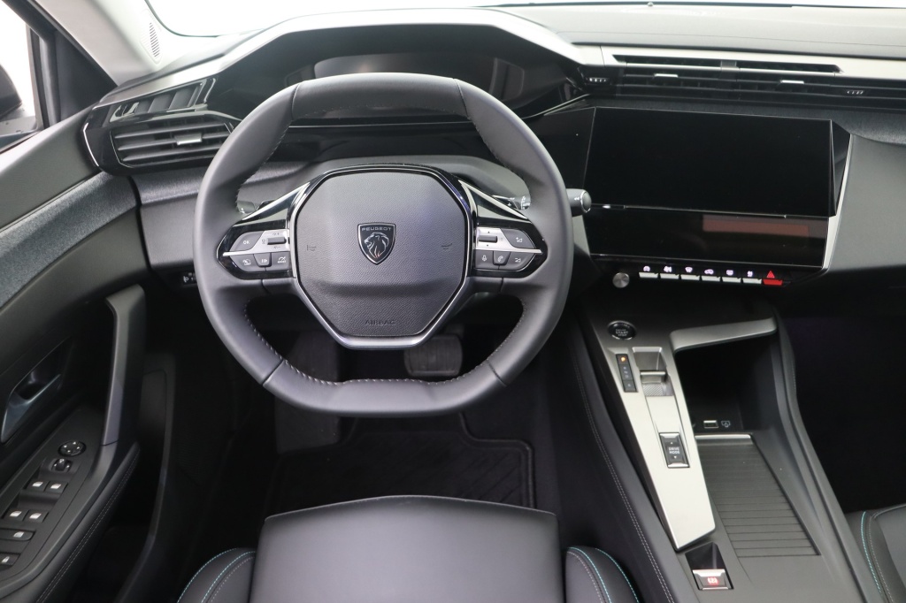 PEUGEOT 308 SW Allure 1.6 Plug-in Hybrid 180 hp e-EAT8    - ref: 7-46763 - Photo 11