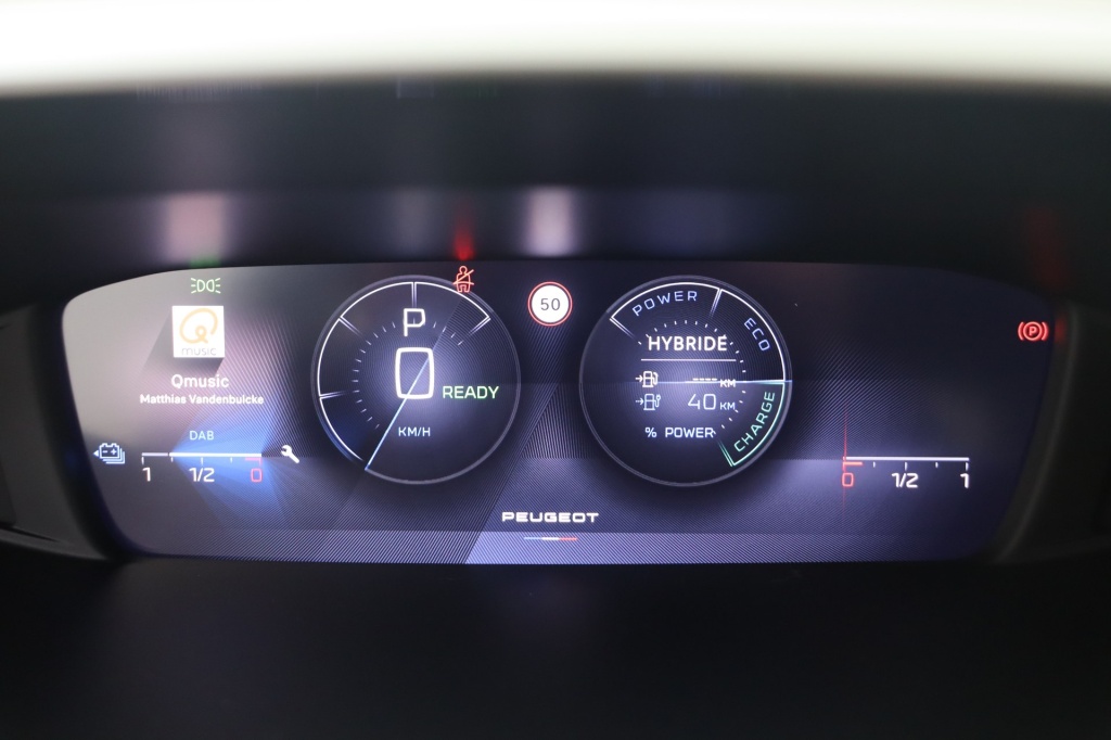 PEUGEOT 308 SW Allure 1.6 Plug-in Hybrid 180 hp e-EAT8    - ref: 7-46763 - Photo 20