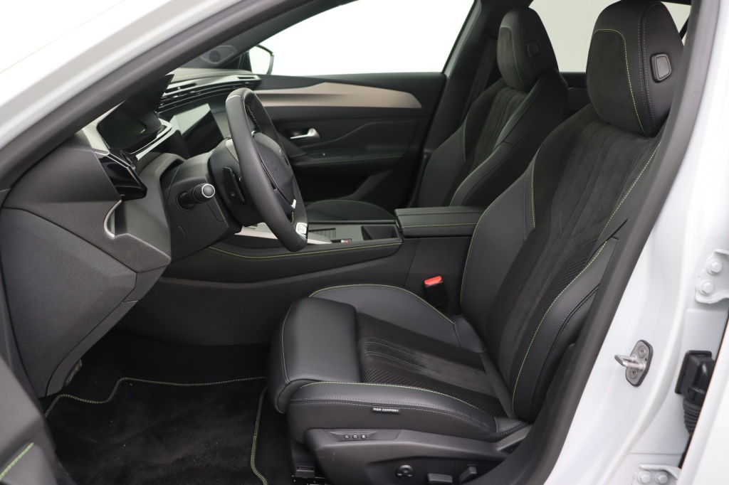 PEUGEOT 408 GT Hybrid 145 e-DSC6    - ref: 7-46768 - Photo 13