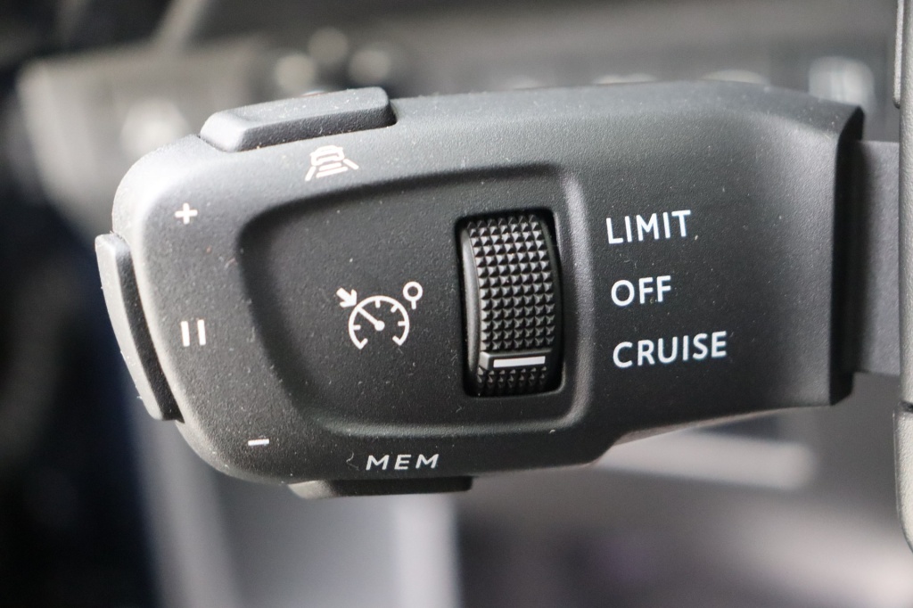 DS DS7 Crossback Etoile E-Tense 300 hp 4x4 EAT-8 - ref: 7-47071 - Photo 19