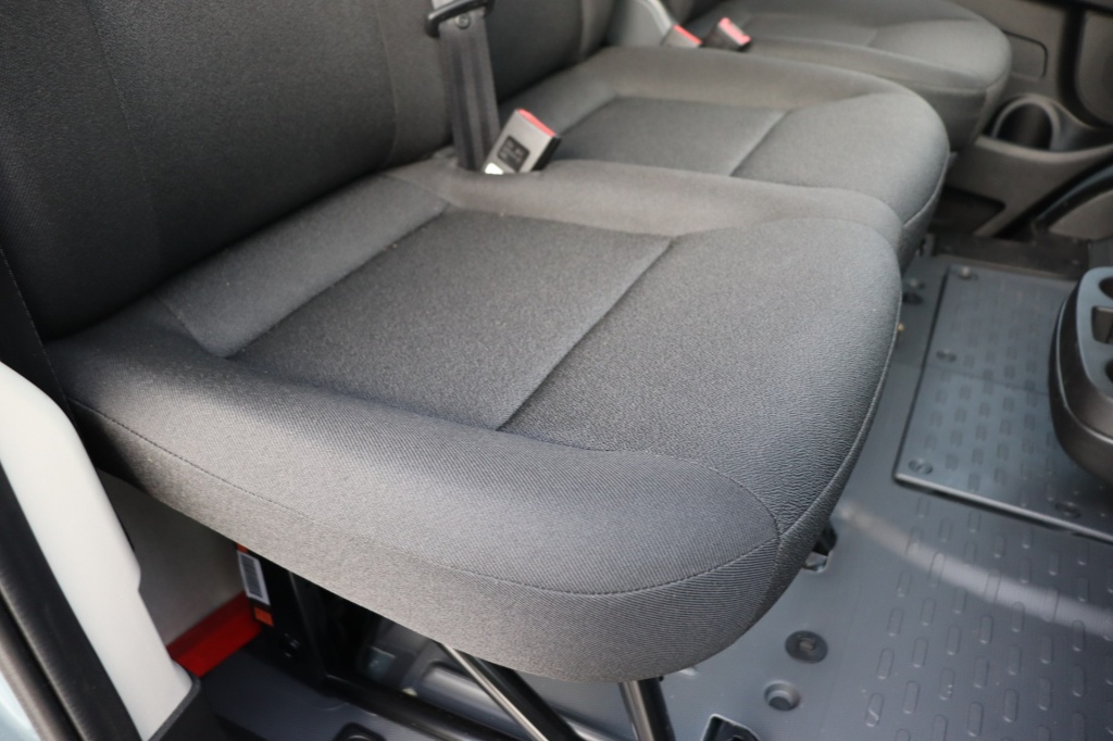 PEUGEOT Boxer L4H3 2.2 BlueHDi 180 hp AT8 - ref: 7-47072 - Photo 13