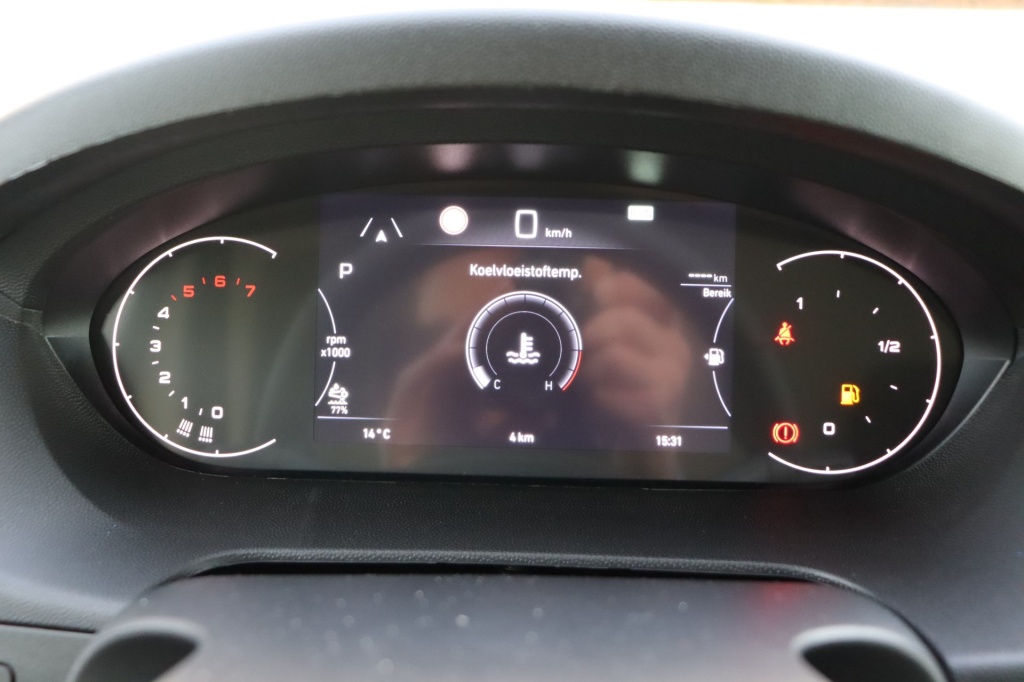 PEUGEOT Boxer L3H2 3.5T Heavy  2.2 BlueHDi 180 S&S EAT8 - ref: 7-47230 - Photo 17