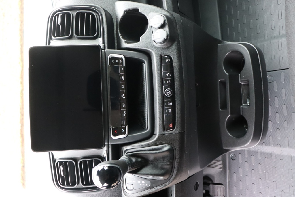 PEUGEOT Boxer L3H2 3.5T Heavy  2.2 BlueHDi 180 S&S EAT8 - ref: 7-47235 - Photo 10