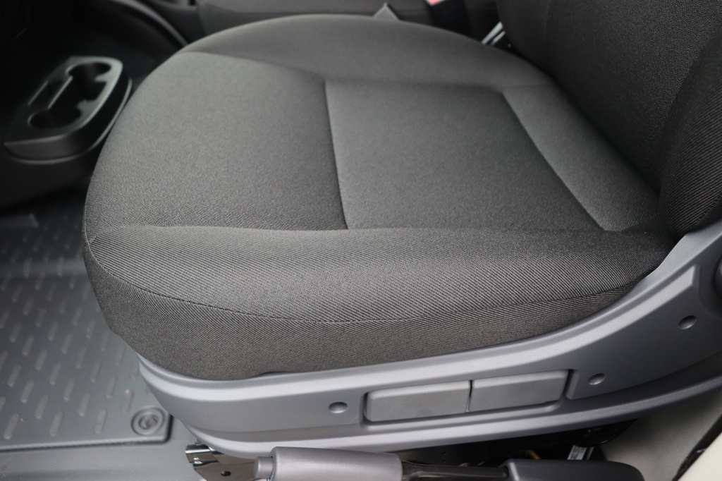 PEUGEOT Boxer L3H2 3.5T Heavy  2.2 BlueHDi 180 S&S EAT8 - ref: 7-47235 - Photo 12