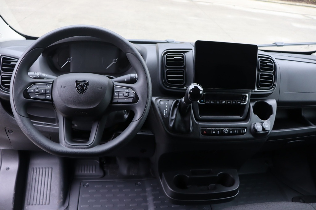 PEUGEOT Boxer L3H2 3.5T Heavy  2.2 BlueHDi 180 S&S EAT8 - ref: 7-47235 - Photo 9