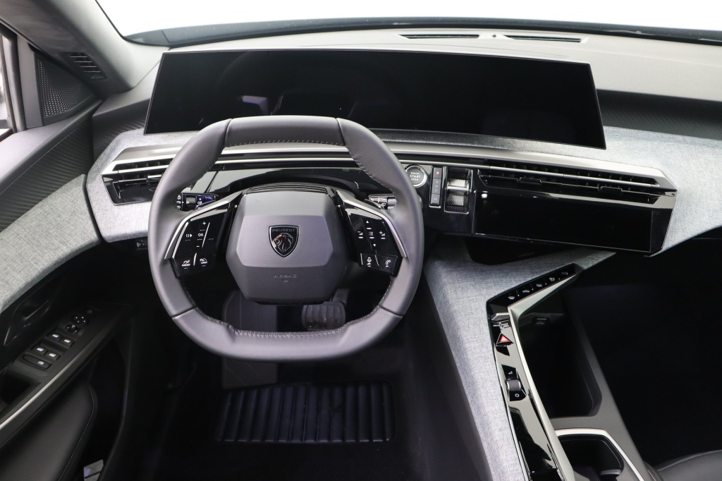 PEUGEOT 3008 Allure Hybrid 145 hp e-DSC6    - ref: 7-47257 - Photo 11