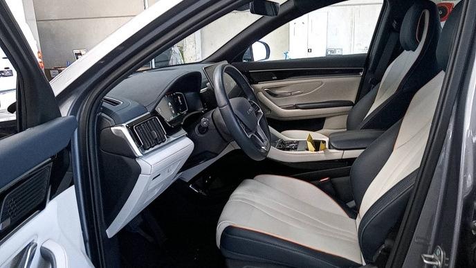 BYD Seal Seal U Design 87 kWh Elektro 218hp - ref: 7-47325 - Photo 8