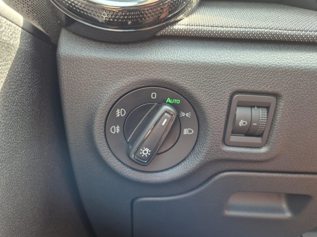 SKODA Fabia 1.0 Gasoline 116hp DSG - ref: 7-47342 - Photo 14