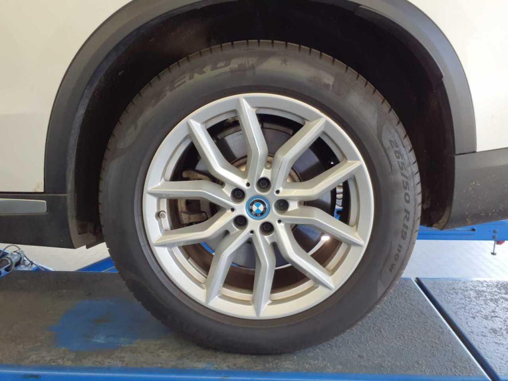 BMW X5 X5 xDrive50e xDrive (EURO 6d). 3.0 Plugin Hybrid (Benzin) 313hp xDrive - ref: 7-47352 - Photo 3