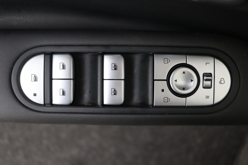 HYUNDAI Ioniq 5 Core 77 kWh 225 hp - ref: 7-47535 - Photo 17