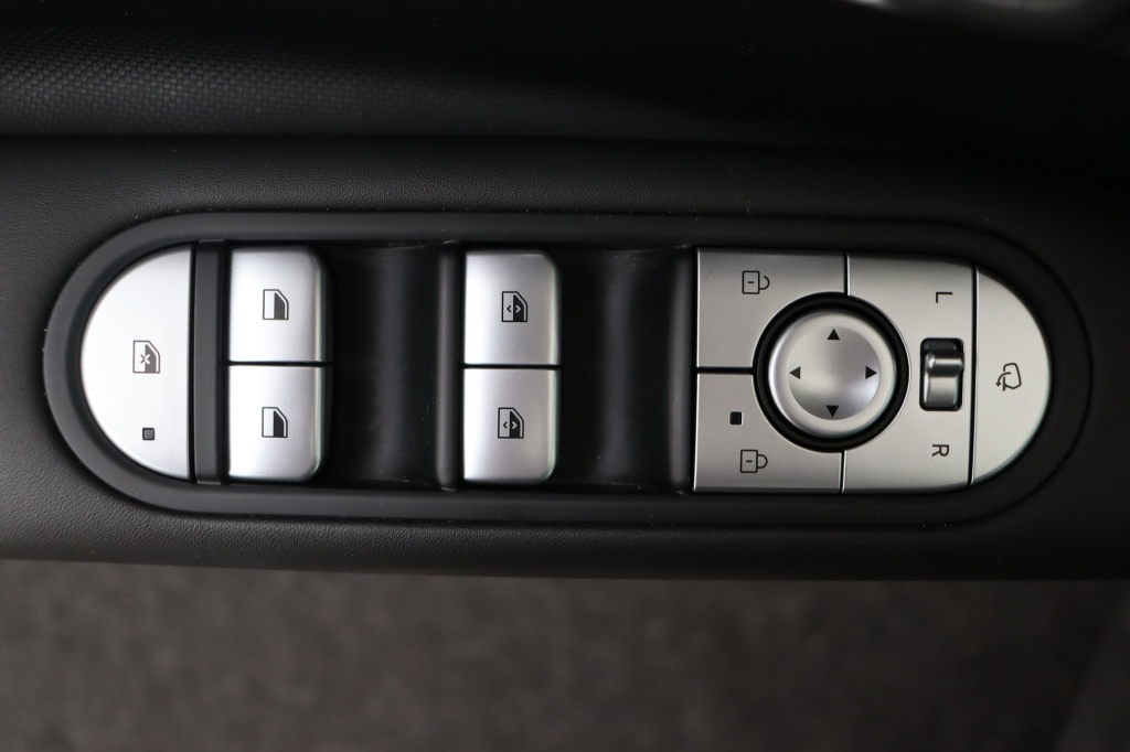 HYUNDAI Ioniq 5 Core 77 kWh 225 hp - ref: 7-47545 - Photo 17