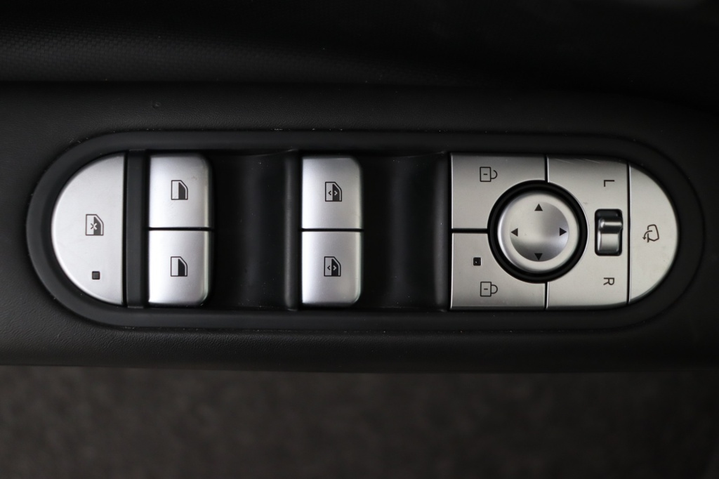 HYUNDAI Ioniq 5 Core 58 kWh 166 hp - ref: 7-47552 - Photo 17