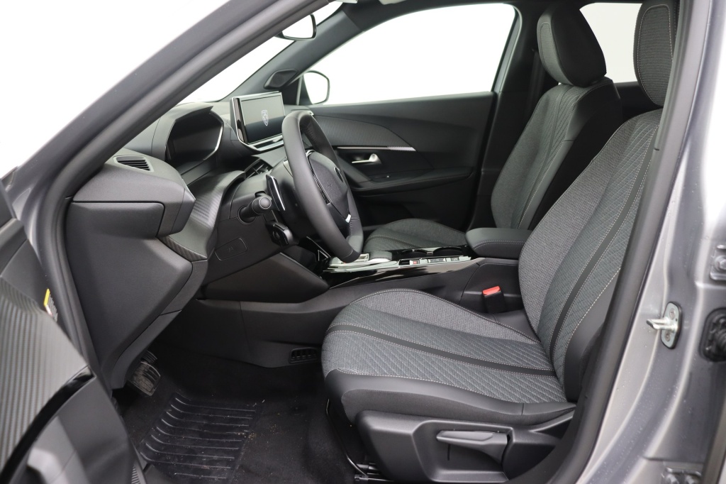 PEUGEOT 2008 Allure Hybrid 145 hp e-DSC6    - ref: 7-47727 - Photo 13