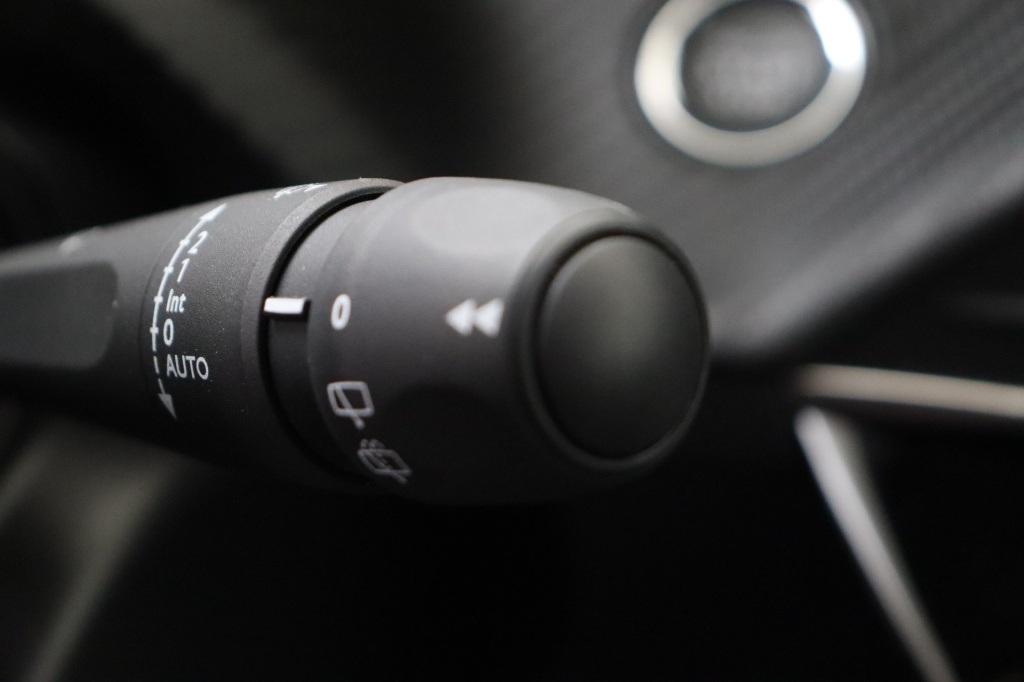 PEUGEOT 2008 Allure Hybrid 145 hp e-DSC6    - ref: 7-47732 - Photo 20