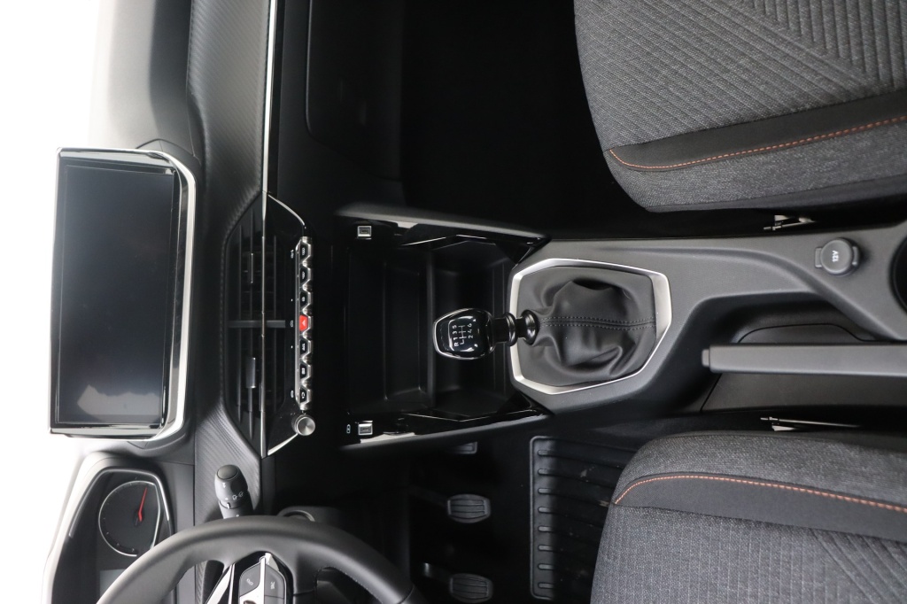 PEUGEOT 2008 Style 1.2 Turbo 100 hp Man. 6 - ref: 7-47735 - Photo 12