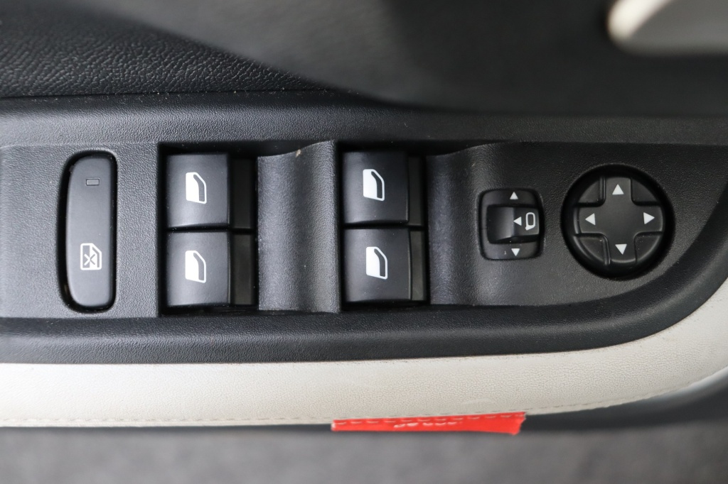 CITROEN C3 MAX Electric 113 hp - ref: 7-47837 - Photo 17