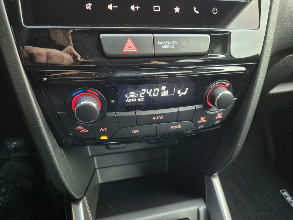 SUZUKI Vitara Comfort+ 1.4 Gasoline 110hp 4x4 - ref: 7-48123 - Photo 17