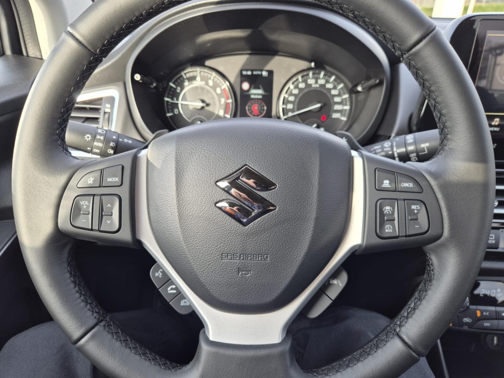 SUZUKI S-Cross Comfort+ 1.4 Gasoline 110hp 4x4 - ref: 7-48128 - Photo 12