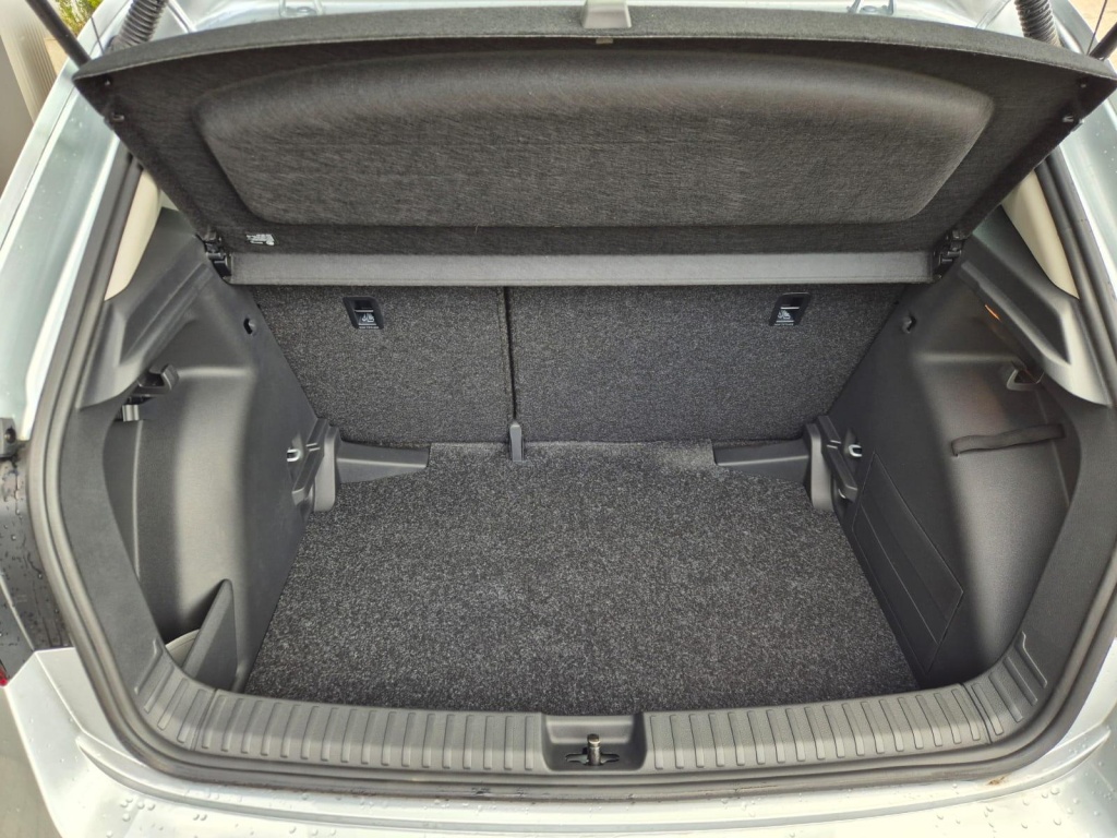 SKODA Fabia 1.0 Gasoline 116hp DSG - ref: 7-48220 - Photo 9