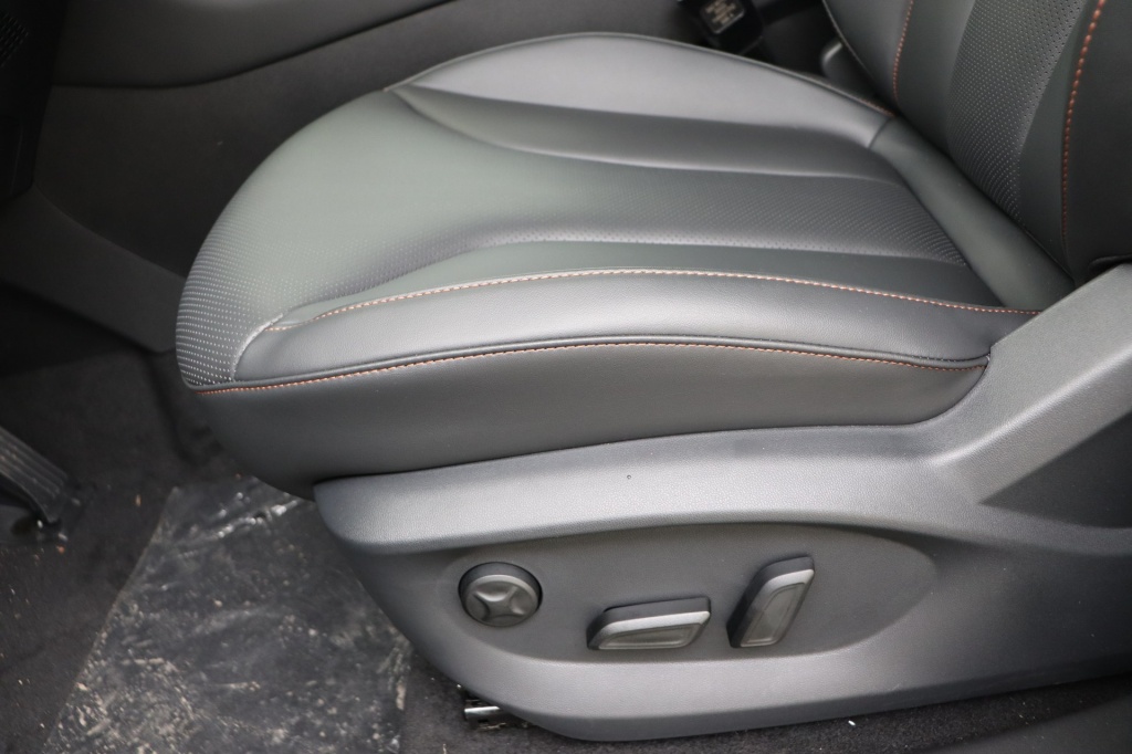 MG EHS Luxury 1.5 PHEV 2WD - ref: 7-48400 - Photo 14