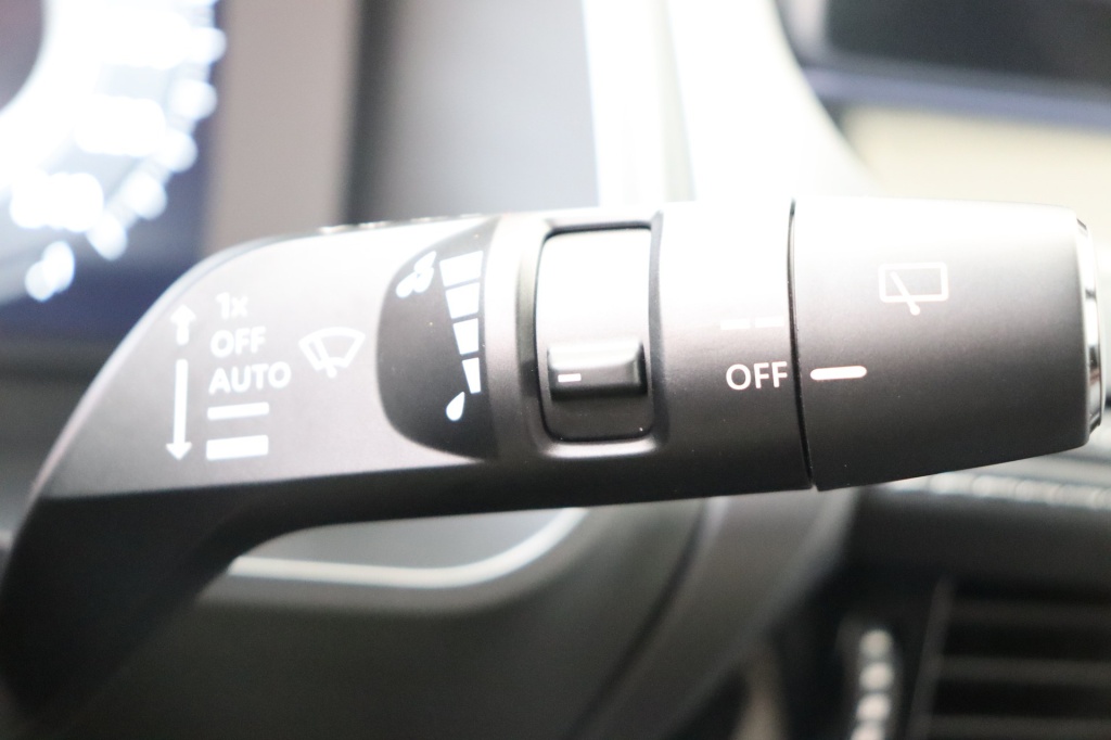 NISSAN Qashqai Tekna 1.3 158 hp CVT 2WD - ref: 7-48686 - Photo 19