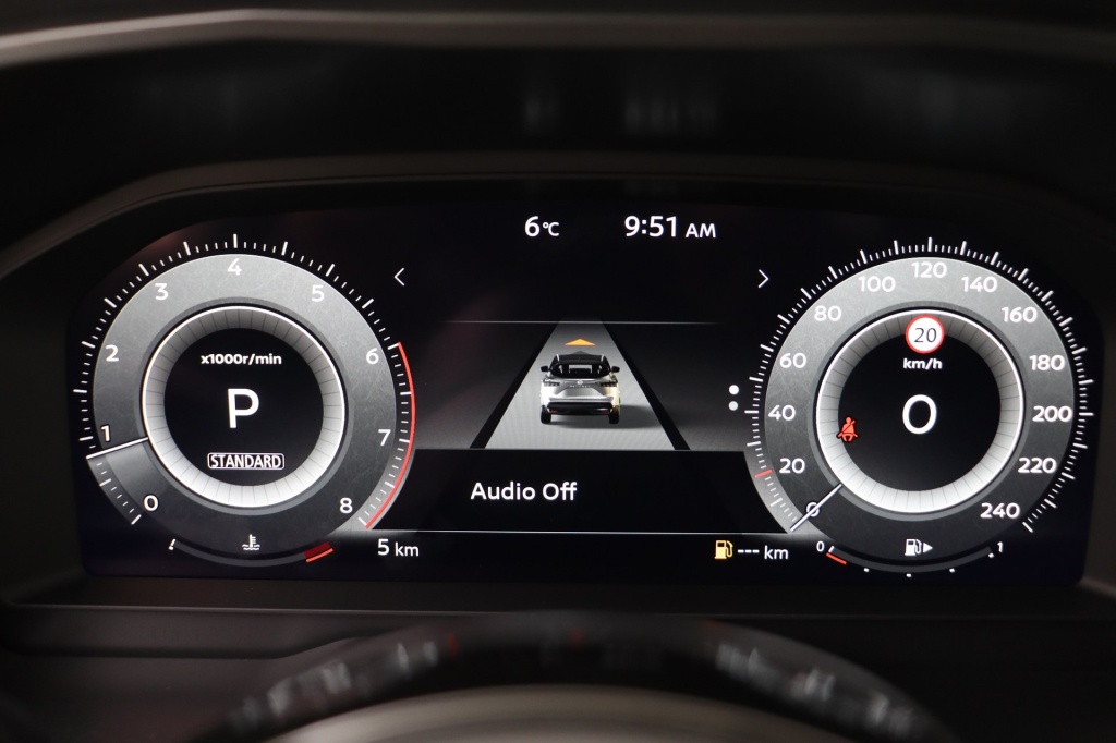 NISSAN Qashqai Tekna 1.3 158 hp CVT 2WD - ref: 7-48686 - Photo 20