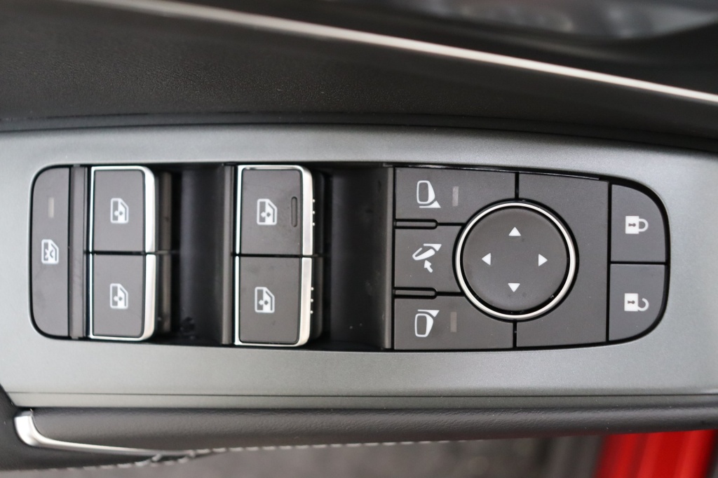 NISSAN Qashqai Tekna 1.3 158 hp CVT 2WD - ref: 7-48691 - Photo 17