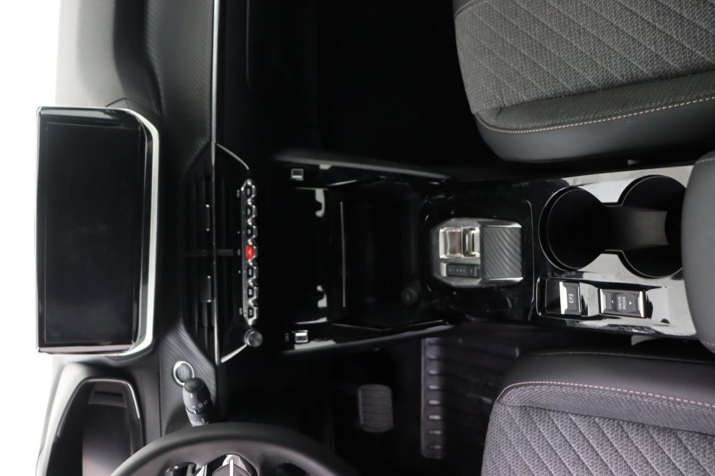 PEUGEOT 2008 Allure Hybrid 145 hp e-DSC6 - ref: 7-49268 - Photo 12