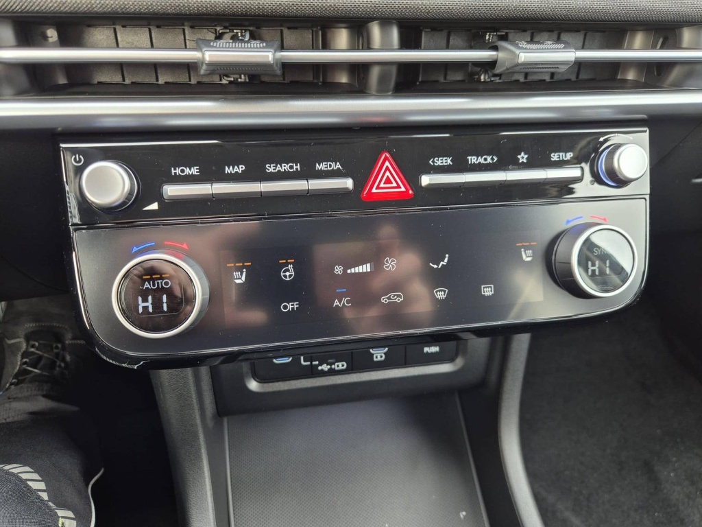 HYUNDAI Tucson 1.6 Gasoline 150hp - ref: 7-50183 - Photo 20