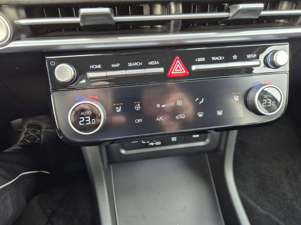 HYUNDAI Tucson 1.6 Gasoline 150hp - ref: 7-50184 - Photo 20