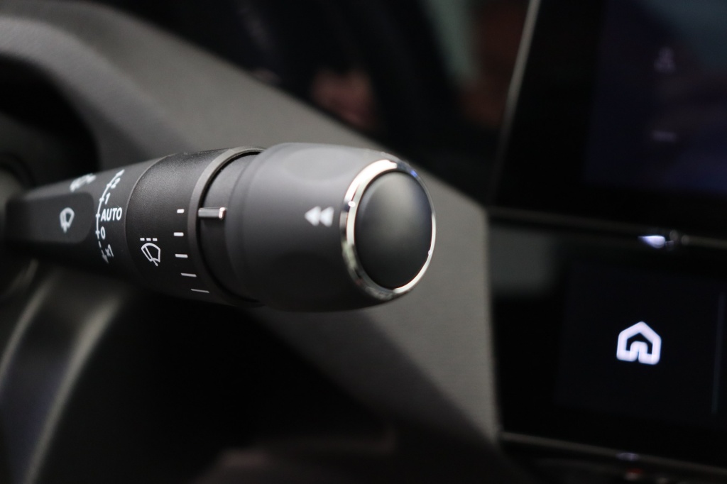 PEUGEOT 408 GT 58 kWh Electric 214 hp Auto    - ref: 7-51007 - Photo 19