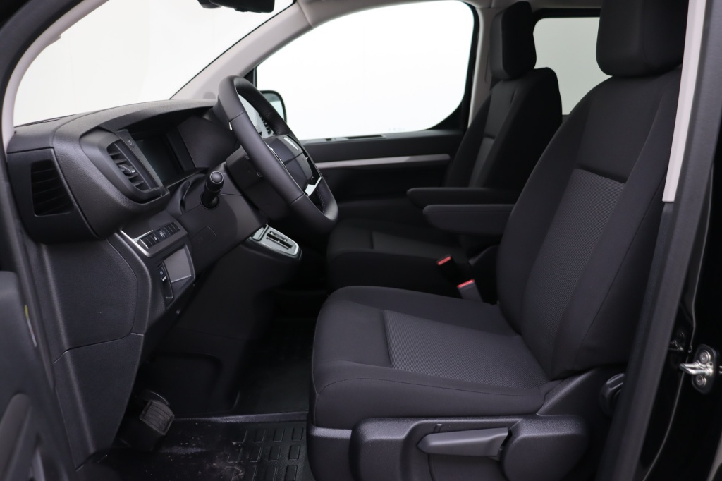 PEUGEOT Expert Double Cabine XL 2,2 180 hp Aut. - ref: 7-51459 - Photo 13