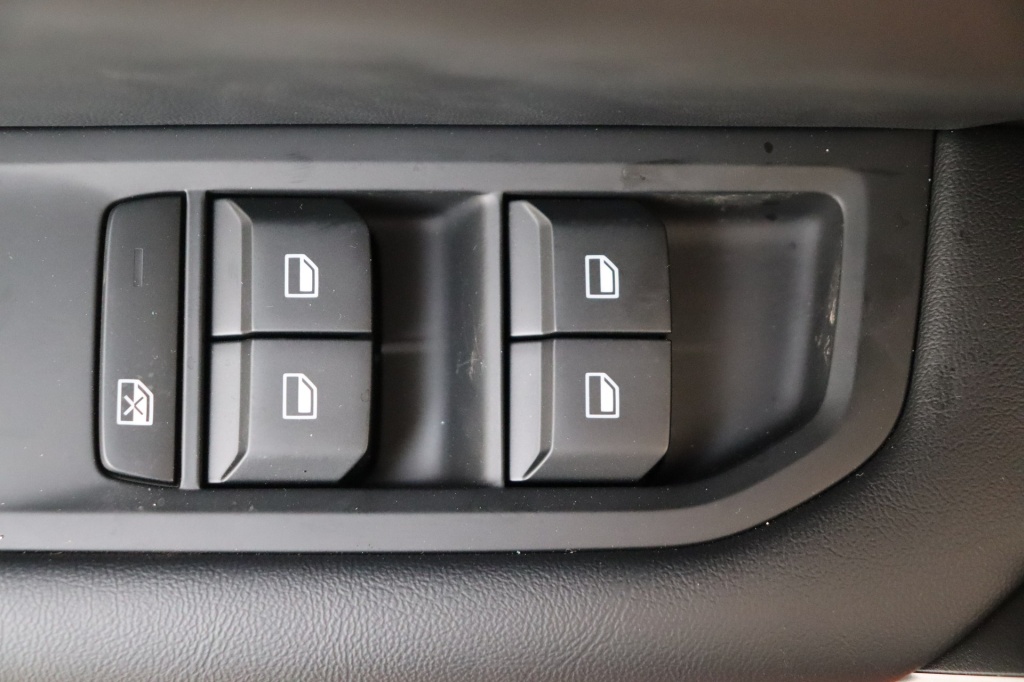 MG MG4 Standard EV 51 kWh 6AT RWD - ref: 7-51875 - Photo 17