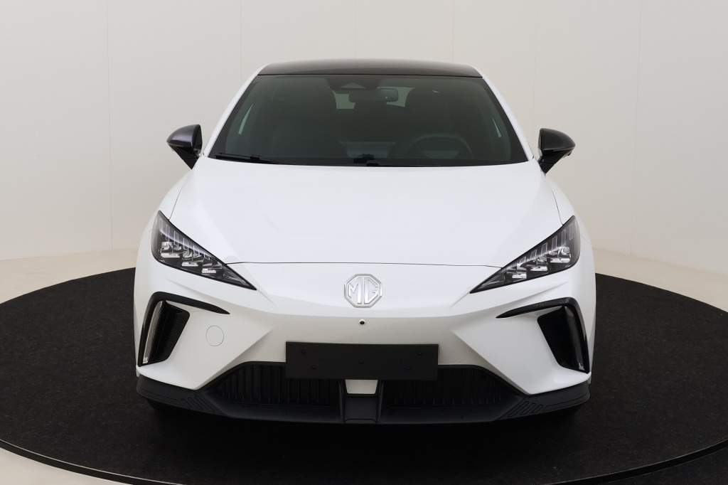 MG MG4 Trophy Extended Range EV 77 kWh 6AT RWD - ref: 7-51877 - Photo 2