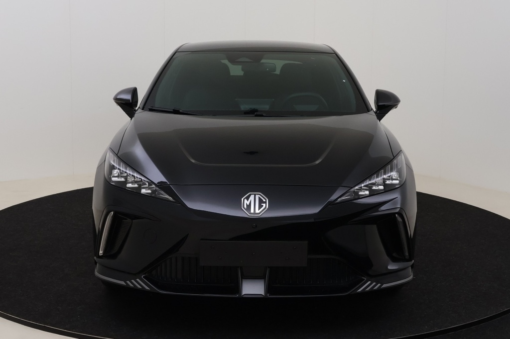 MG MG4 Luxury X Power EV 64 kWh 6AT AWD - ref: 7-51881 - Photo 2