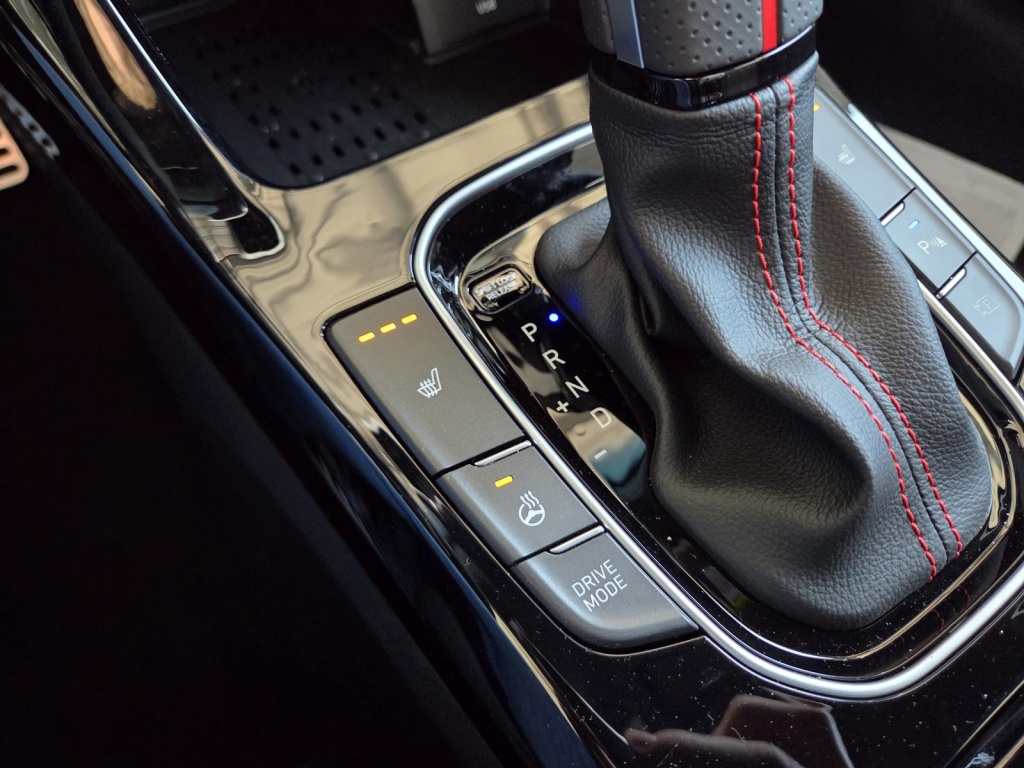 HYUNDAI i30 N-Line 1.5L T-GDI mild-hybrid (mHEV) DCT - ref: 7-52611 - Photo 16