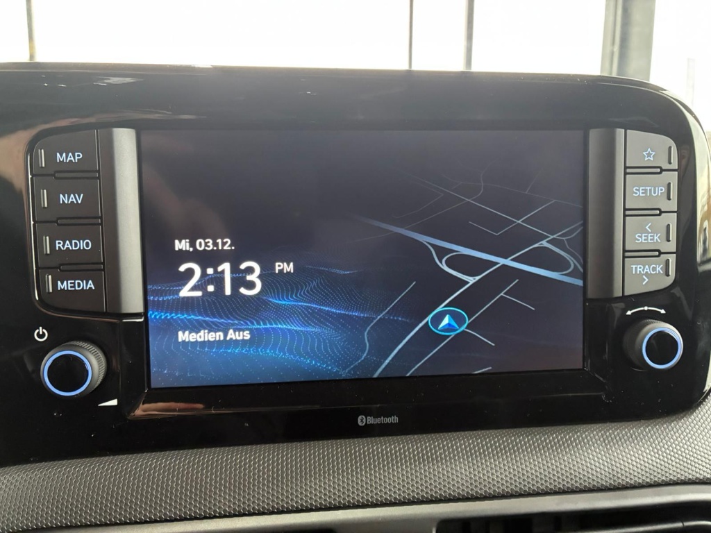 HYUNDAI i10 Premium 1.2L GDI (1197cc) Automatic - ref: 7-52728 - Photo 11