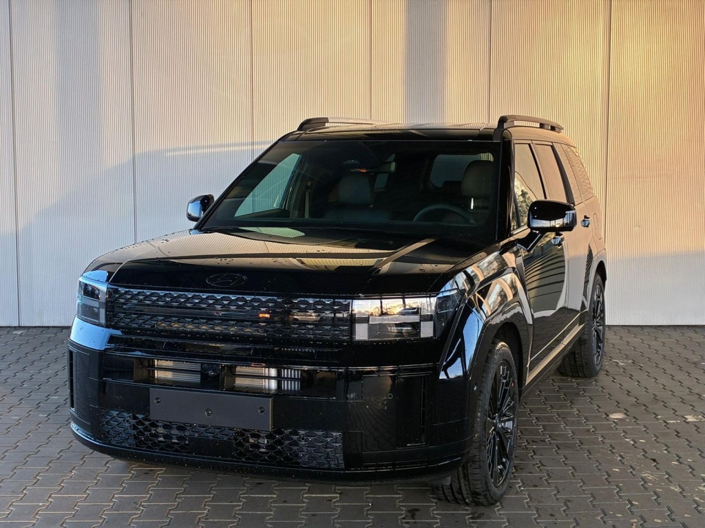 HYUNDAI Santa Fe Black Line 1.6L Plug-in Hybrid (PHEV) 4WD - ref: 7-52791 - Photo 1