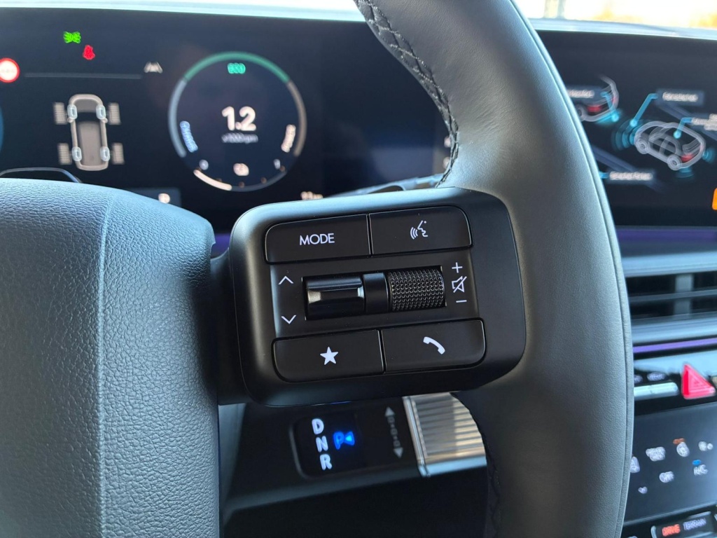 HYUNDAI Santa Fe Black Line 1.6L Plug-in Hybrid (PHEV) 4WD - ref: 7-52798 - Photo 20