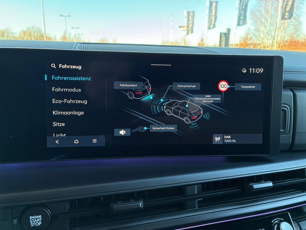 HYUNDAI Santa Fe Black Line 1.6L Plug-in Hybrid (PHEV) 4WD - ref: 7-52801 - Photo 15