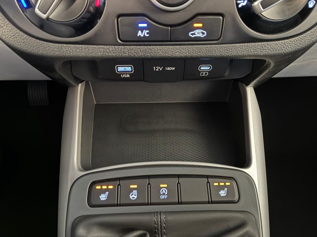 HYUNDAI i10 Advance 1.2 GDI - ref: 7-52807 - Photo 17